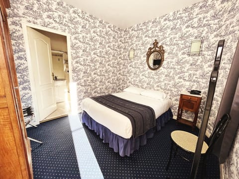 Hotel De La Poste Hotel in Langres