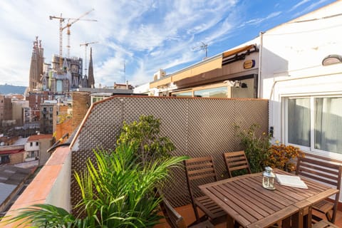 Nearby landmark, View (from property/room), Balcony/Terrace, City view, Landmark view, Landmark view