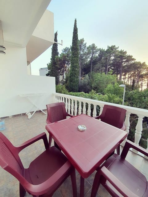 Apartments Adriatic Apartment in Sveti Stefan