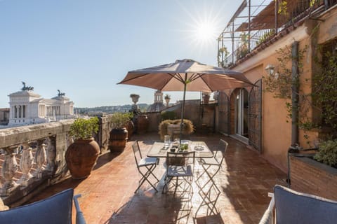 View (from property/room), Balcony/Terrace