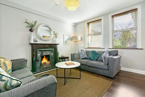 Communal lounge/ TV room, Living room