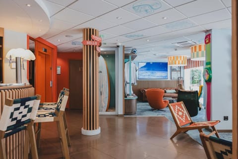 Communal lounge/ TV room, Living room, Lounge or bar, Seating area