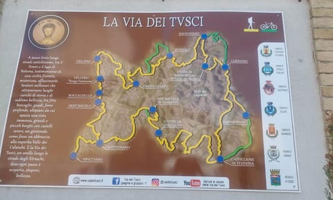 Activities, Hiking, Logo/Certificate/Sign, Text overlay, Certificate/Award