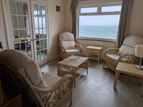 Porthleven Coastal Retreat with 5 Bedrooms House in Porthleven