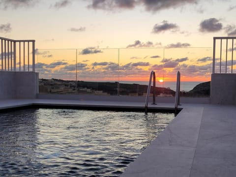 Day, Natural landscape, Pool view, Sea view, Swimming pool, Sunset