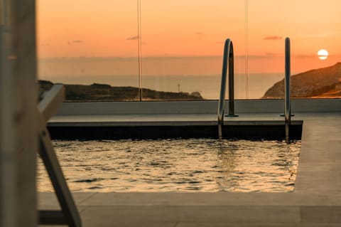 Day, Natural landscape, Sea view, Swimming pool, Sunset