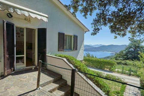 Marciana Hills Apartments Apartment in Tuscany