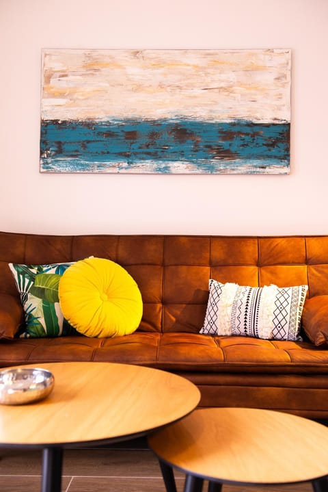 Living room, Decorative detail