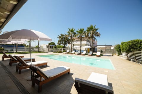 Balcony/Terrace, Swimming pool