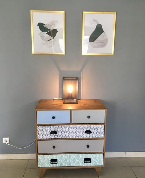 Art Deco 100m2 Flat 2 min Walking from Train Station in City Center, Free Parking and Terrace - 2B Apartment in Luxembourg