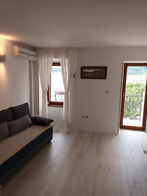 Apartments Dorcic Apartment in Lika-Senj County