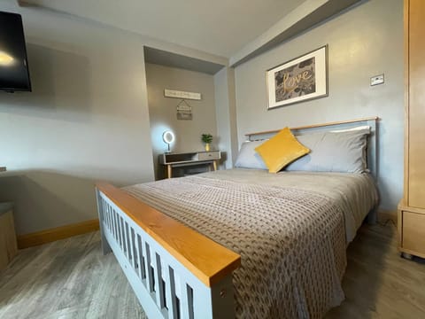 Westend Holiday Let 1 Brecon House in Llanfaes