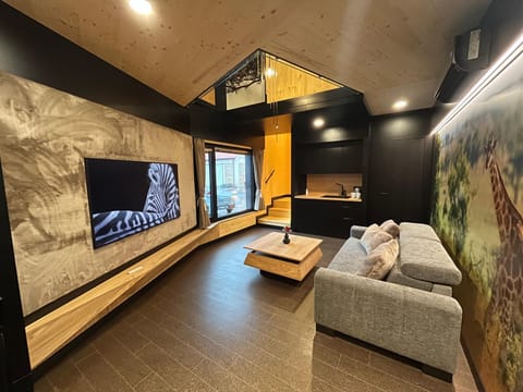 Communal lounge/ TV room, Bed, Living room, Bedroom