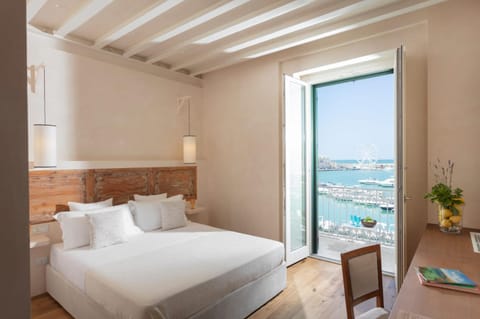 Bedroom, Sea view