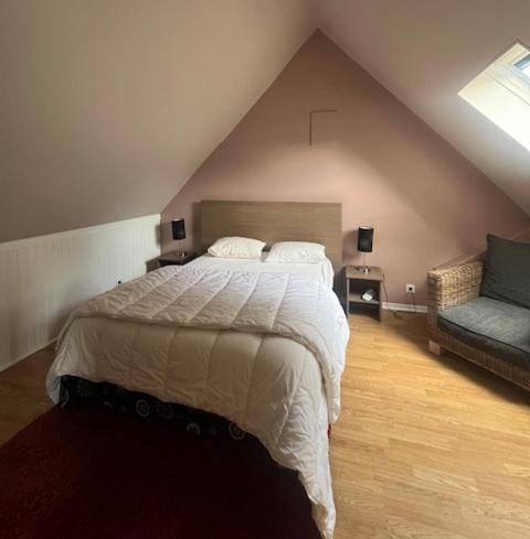 Le Clos De Bourgogne Hotel in Moulins