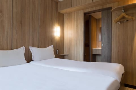 The Originals Access Aéroport, Hôtel Aurillac Hotel in Aurillac