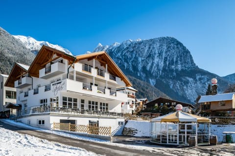 Property building, Winter