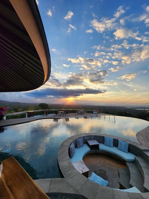 Restaurant/places to eat, Sunset