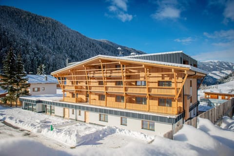 Property building, Winter