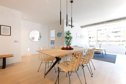 Living room, Seating area, Dining area