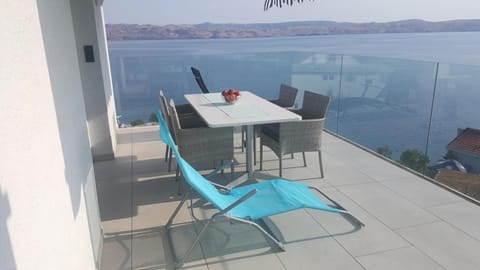 Balcony/Terrace, Balcony/Terrace, Sea view