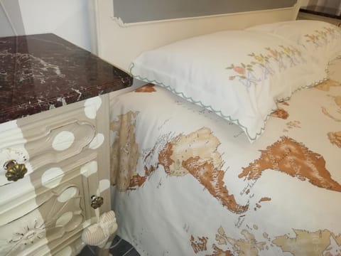 CASA FREJUS . COMODO AL CENTRO E AL POLITECNICO BUS 33 E 42 Apartment in Turin