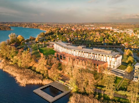 Property building, Bird's eye view, View (from property/room), Lake view, Landmark view