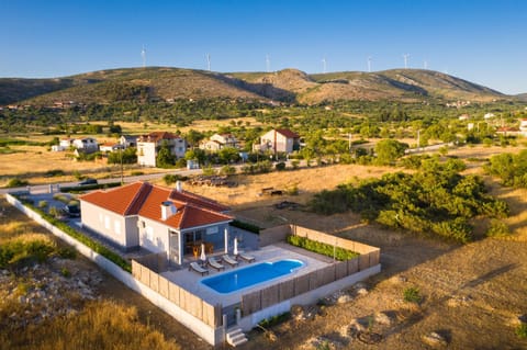 Modern Guest House Rak with beautiful pool Villa in Šibenik-Knin County, Croatia