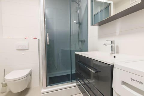 Sunset View Apartment Apartment in Makarska