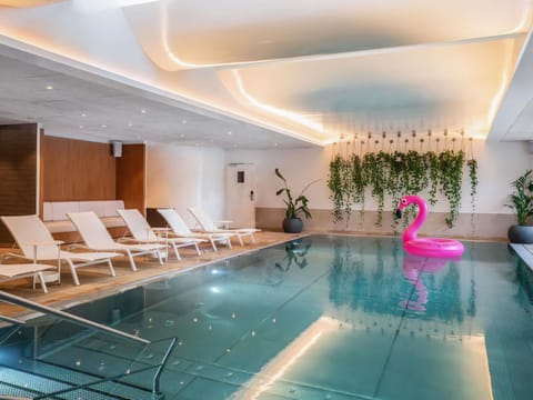 Pool view, Swimming pool