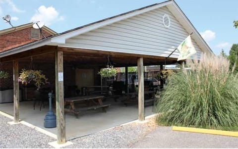 Eastside Suites Motel in Lynchburg