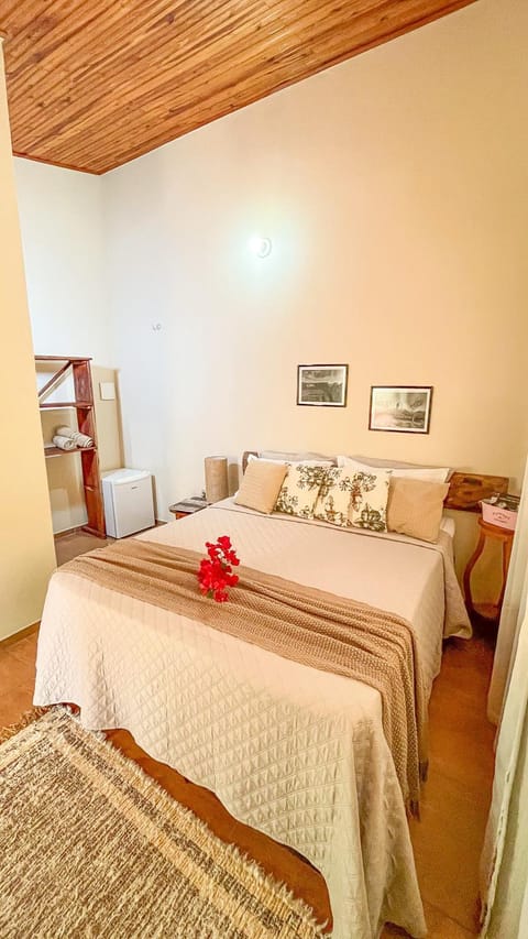 Bed, Bathroom, Photo of the whole room