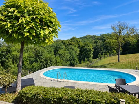 View (from property/room), Swimming pool, sunbed