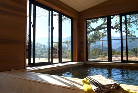 Mountain view, Swimming pool, Swimming pool