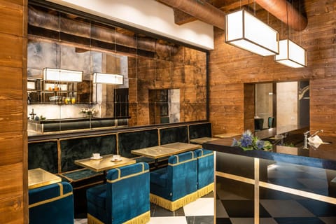 Lobby or reception, Lounge or bar