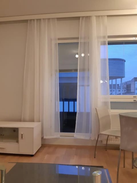 Pieni moderni saunallinen kaksio keskustan lähellä Apartment in Finland