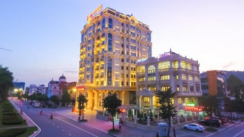 Property building, Street view