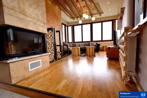 TV and multimedia, Seating area