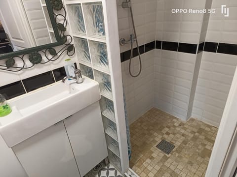 Appartement avec Terrasse Apartment in Blois