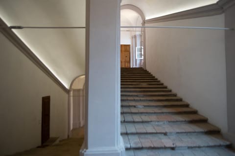 acessibility, Internal: Not applicable to any particular room