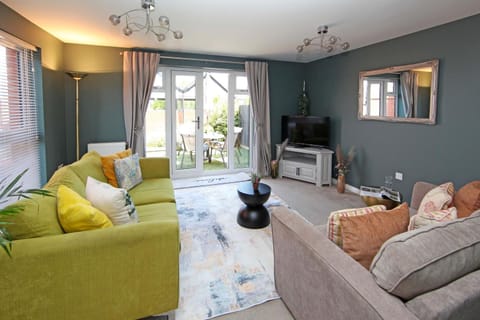 TV and multimedia, Living room