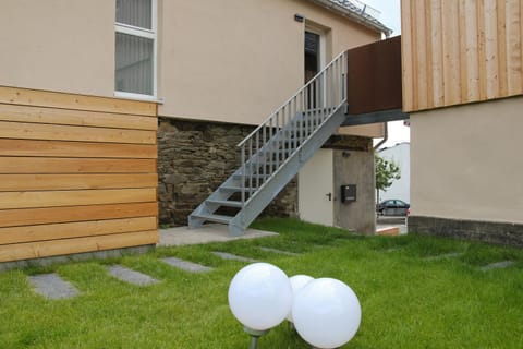 Facade/entrance, Garden