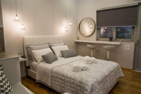 Bed, Photo of the whole room