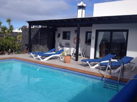 Day, Pool view, Swimming pool, Swimming pool