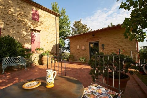 Villa Vestra in Vinci holiday home House in Emilia-Romagna