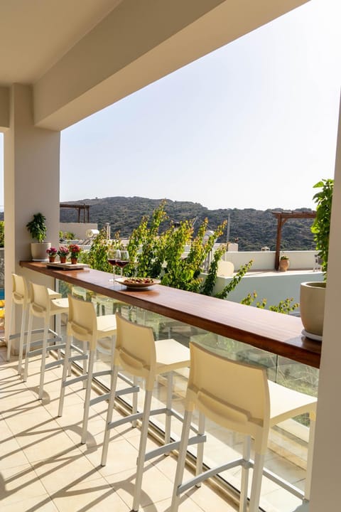Balcony/Terrace, Mountain view