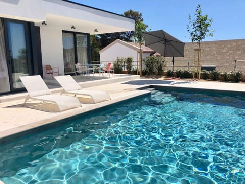 Summer, Swimming pool