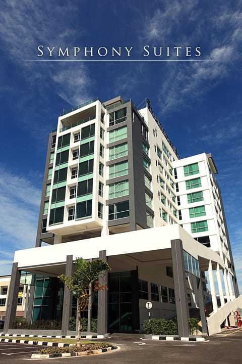Property building, Day