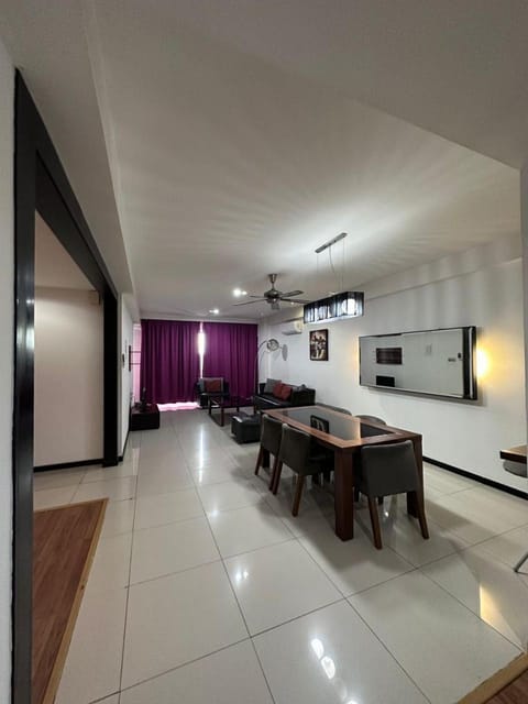 TV and multimedia, Living room, Dining area, internet, air conditioner
