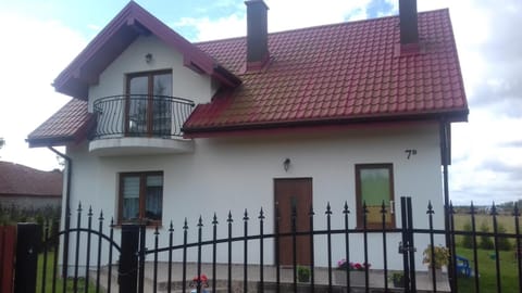 Property building, Facade/entrance, Balcony/Terrace